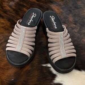 Skechers Women's Beige Embellished Slide Sandals size 7